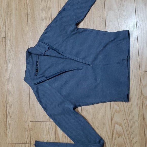 Top S - Picture 3 of 6